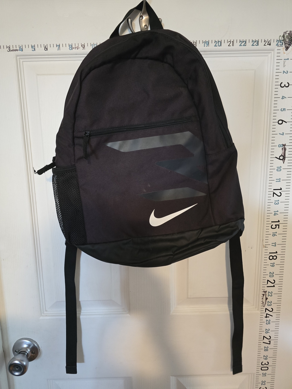 Nike Black and White Men's Backpack with Reflective Accents